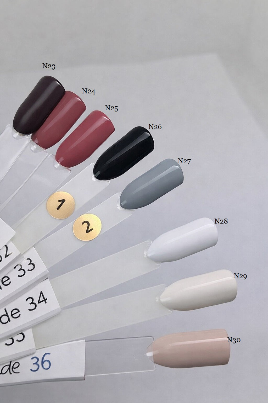 Rituel (Press-on nails) sur mesure  — Black Roses P.O.N